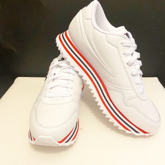 Fila sz 9 Orbit Zeppa low platform sneakers NWT - Picture 3 of 14